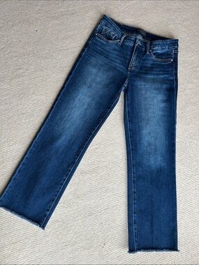 Buckle cropped straight fit     no. 53 Dark Wash Straight Leg Jeans